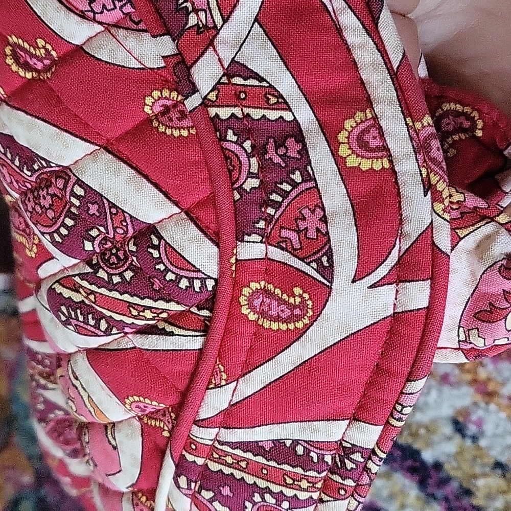 Vera Bradley Sweetheart Shoulder Bag in the Rosy Posies pattern. - Picture 13 of 14